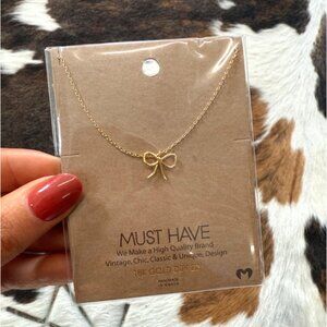 NWT MUST HAVE Gold Bow/Gift Pendant Necklace 18KT dipped